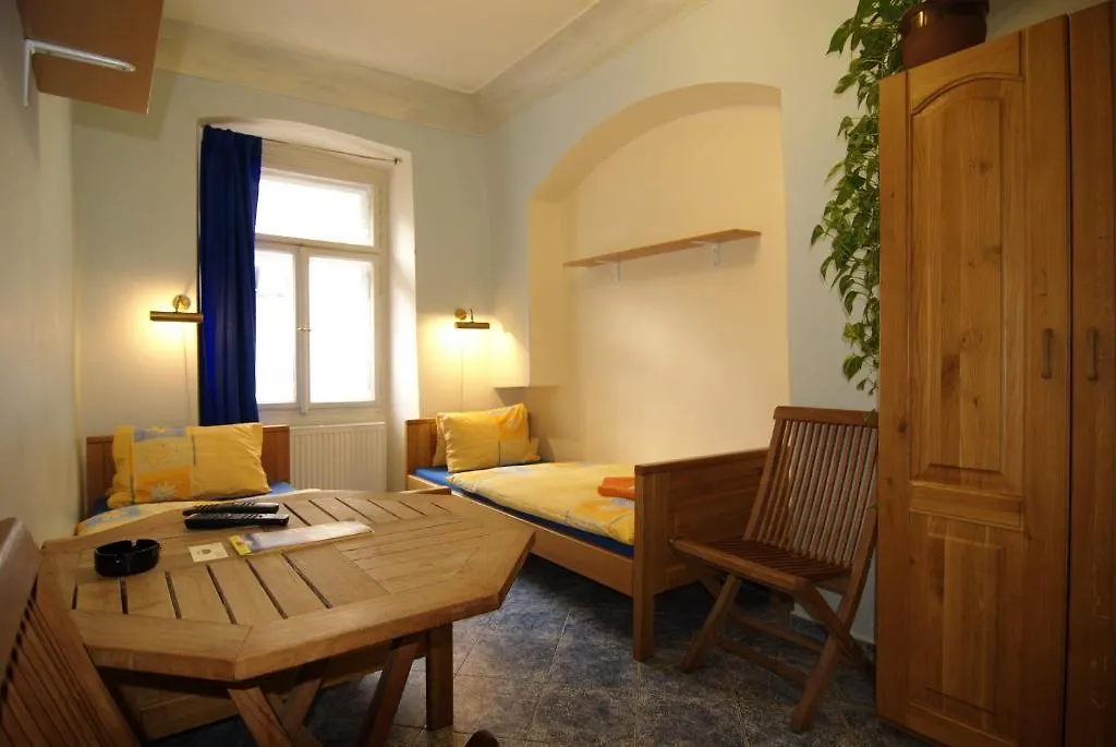 U Zlateho Konicka / The Golden Horse House 3*, Prag